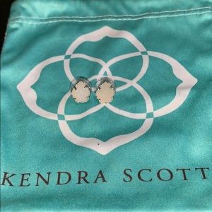 Barely worn Kendra Scott earrings